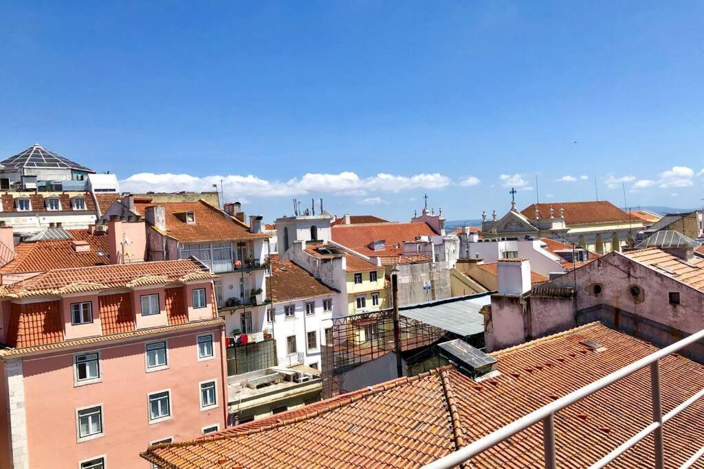 32 Top - Center Of Lisbon Duplex Apartment, Barrio Alto Exteriér fotografie