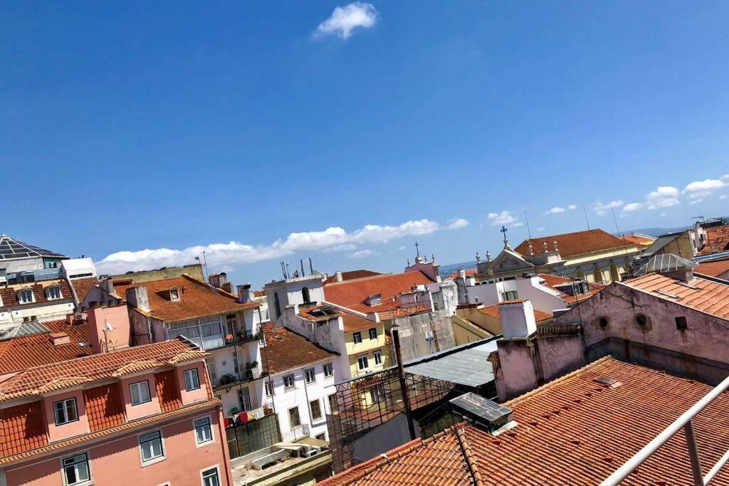 32 Top - Center Of Lisbon Duplex Apartment, Barrio Alto Exteriér fotografie