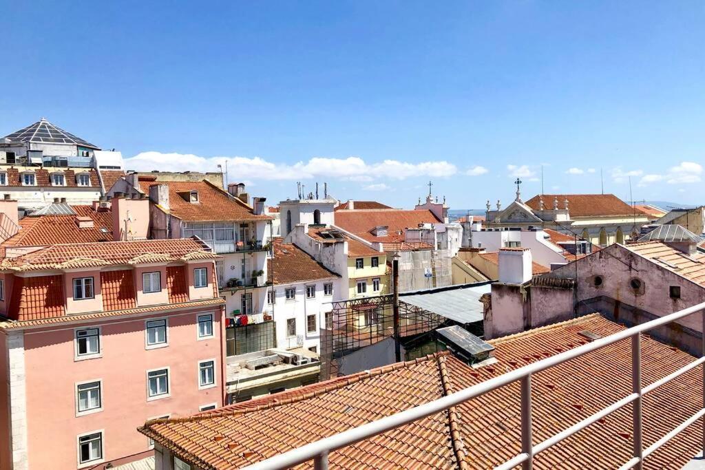 32 Top - Center Of Lisbon Duplex Apartment, Barrio Alto Exteriér fotografie