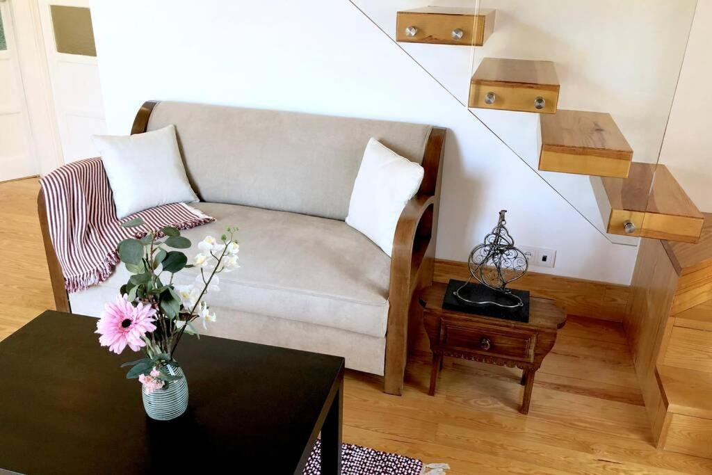 32 Top - Center Of Lisbon Duplex Apartment, Barrio Alto Exteriér fotografie