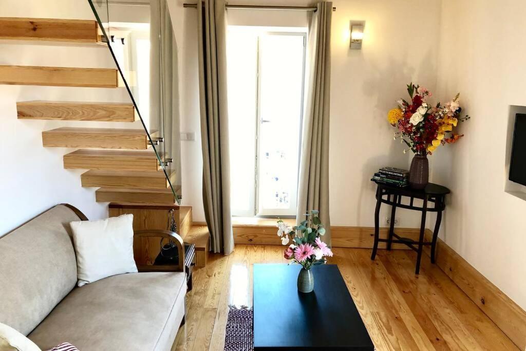 32 Top - Center Of Lisbon Duplex Apartment, Barrio Alto Exteriér fotografie