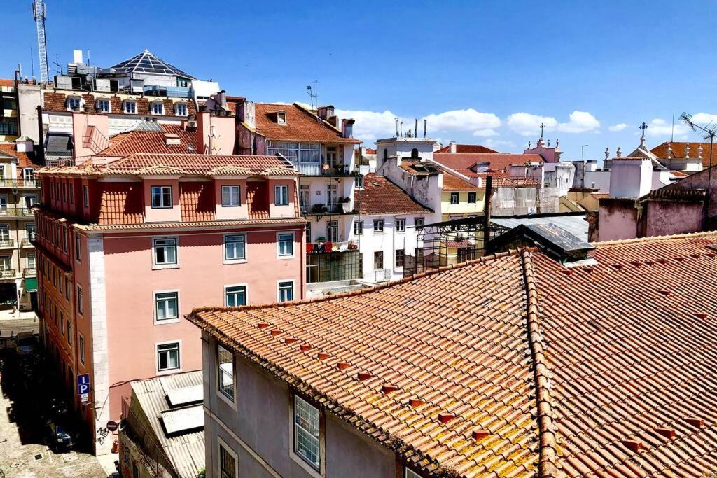 32 Top - Center Of Lisbon Duplex Apartment, Barrio Alto Exteriér fotografie