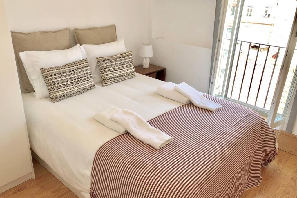 32 Top - Center Of Lisbon Duplex Apartment, Barrio Alto Exteriér fotografie
