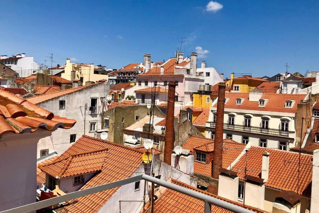 32 Top - Center Of Lisbon Duplex Apartment, Barrio Alto Exteriér fotografie